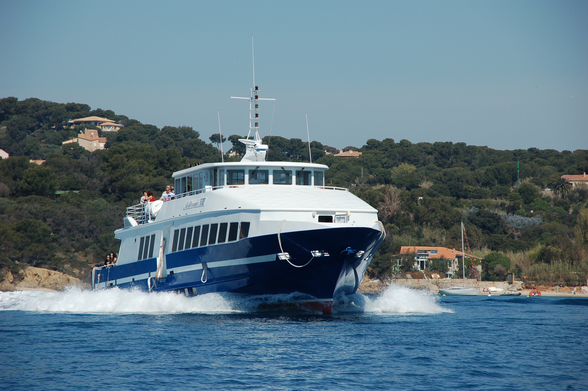 Visitez l’île de Porquerolles en bâteau